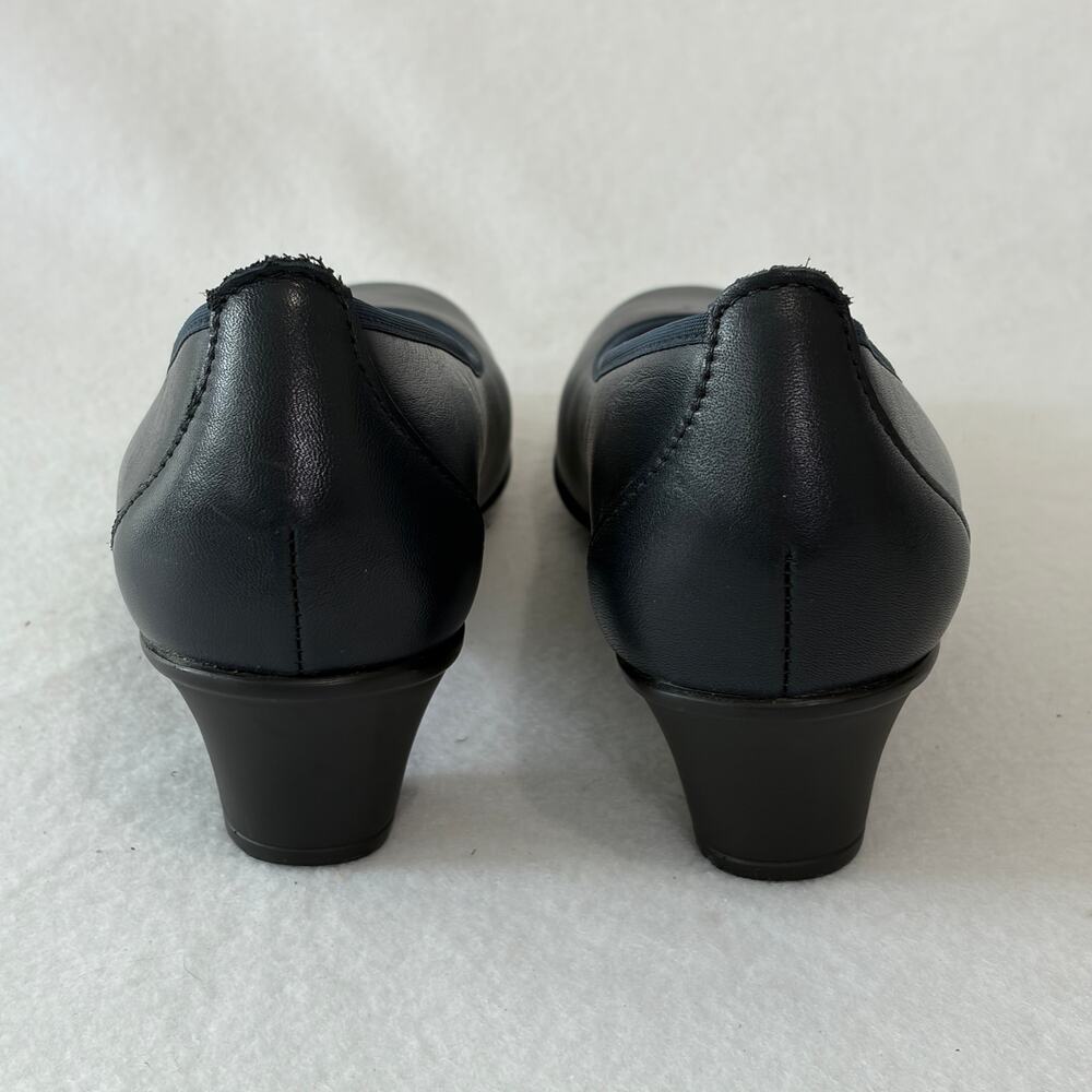 SAS Dress Shoes Womens 7.5 Dark Blue Block Low Heel Round Toe Cushioned Comfort - Picture 9 of 13
